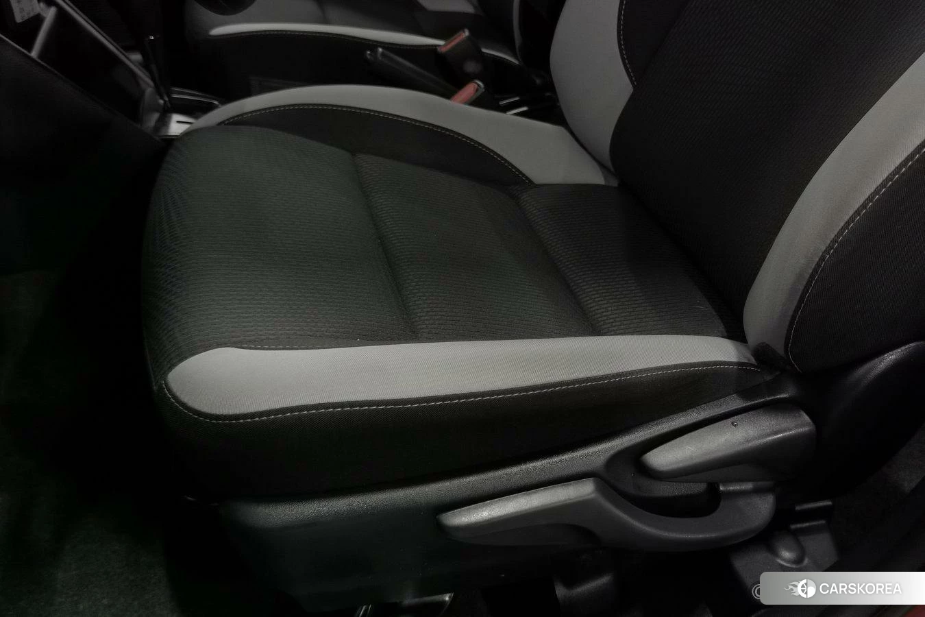 Toyota YARIS L Zhixuan 2021 Красный из Китая, фото 3