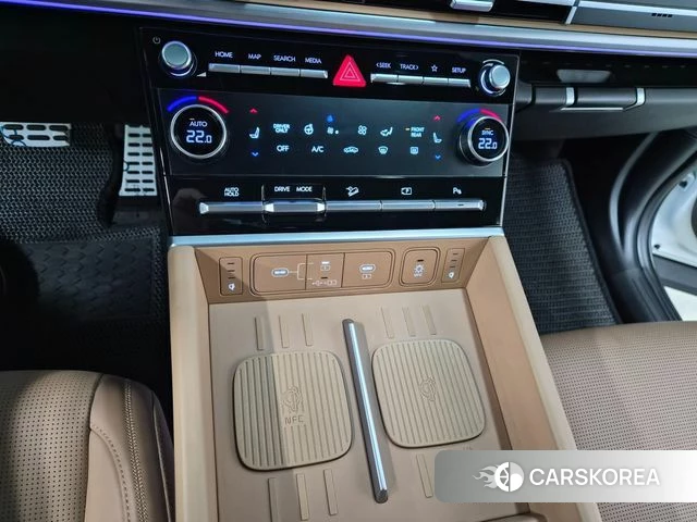 Hyundai Santa Fe (MX5) 2024 Жемчужный цвет из Кореи, фото 3