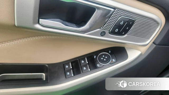 Ford Explorer 6th Generation 2022 Черный из Кореи, фото 3