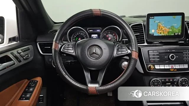 Mercedes-Benz GLE - Class W166 2018 Белый из Кореи, фото 3
