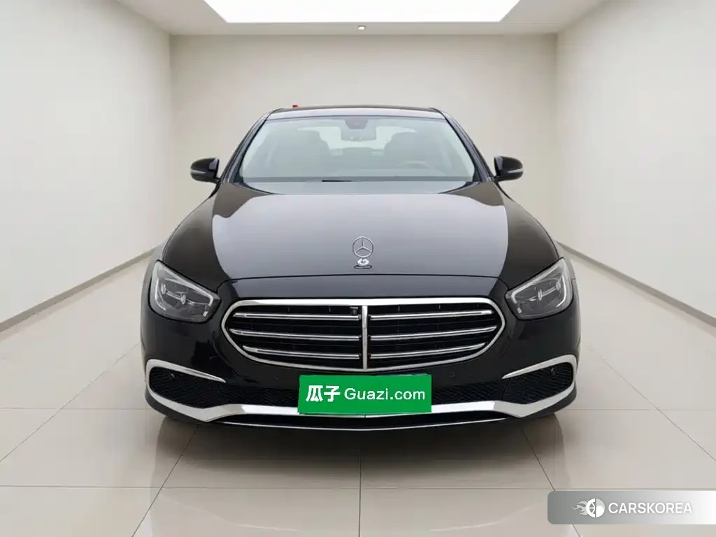 Mercedes-Benz E-Class 2023 Черный из Китая, фото 3