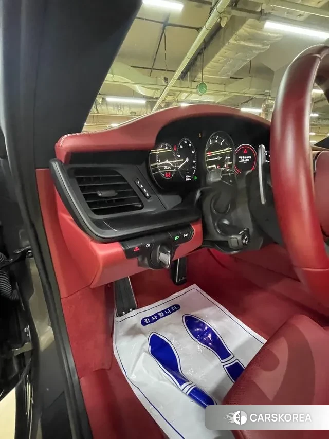 Porsche 911(992) 2022 Серый из Кореи, фото 3