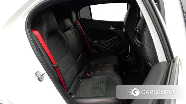Mercedes-Benz GLA-Class X156 2019 Белый из Кореи, фото 3