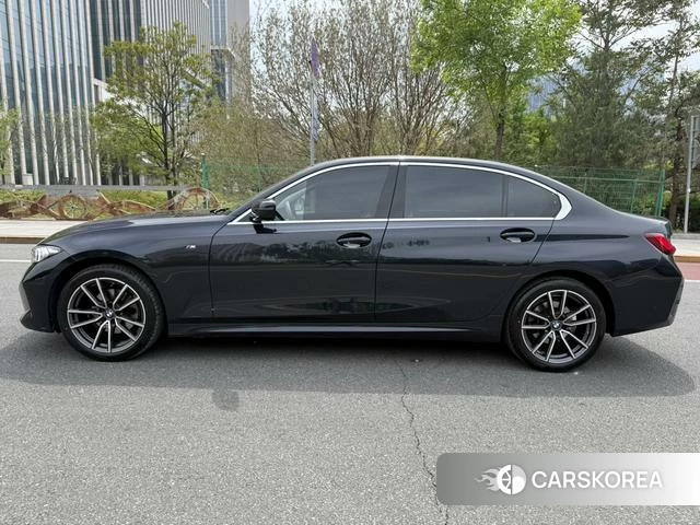 BMW 3 series 2024 Черный из Китая, фото 3
