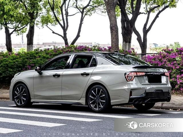 Lynk 03 2021 Белый из Китая, фото 3