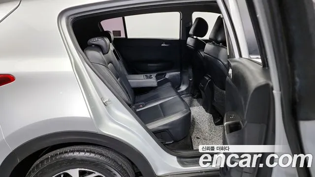 Kia Sportage The Bold 2020 Серебряный из Кореи, фото 3