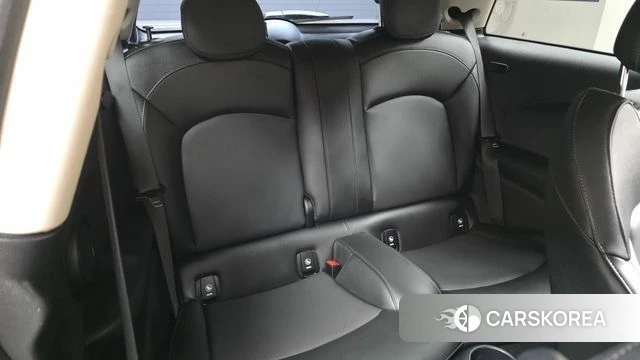 Mini Cooper 2021 Красный из Кореи, фото 3
