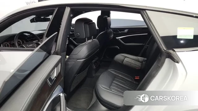 Audi A7 (4K) 2022 Белый из Кореи, фото 3