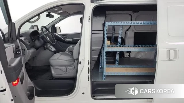 Hyundai The New Grand Starex 2018 Белый из Кореи, фото 3