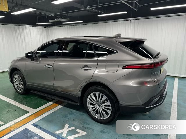 Toyota Ling Fang HARRIER 2026 Серебристо-серый из Китая, фото 3