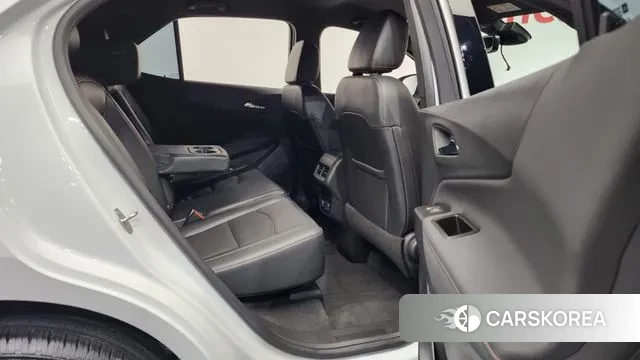 Chevrolet (GM Daewoo) The New Equinox 2022 Белый из Кореи, фото 3