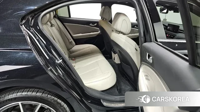 Genesis The New G70 Shooting Brake 2022 Черный из Кореи, фото 3