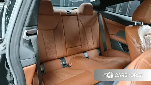 BMW 4 Series (G22) 2023 Черный из Кореи, фото 3