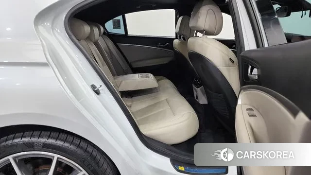 Genesis The New G70 Shooting Brake 2022 Белый из Кореи, фото 3