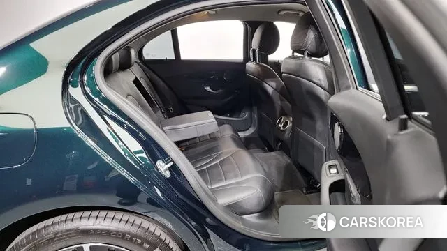 Mercedes-Benz C-Class W205 2019 Светло-зеленый из Кореи, фото 3