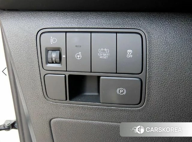 Hyundai Staria 2025 Белый из Кореи, фото 3