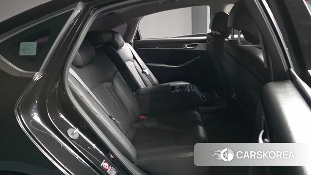 Genesis G80 2018 Черный из Кореи, фото 3