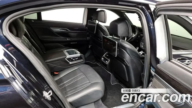 BMW 7 Series (G11) 2018 Черный из Кореи, фото 3