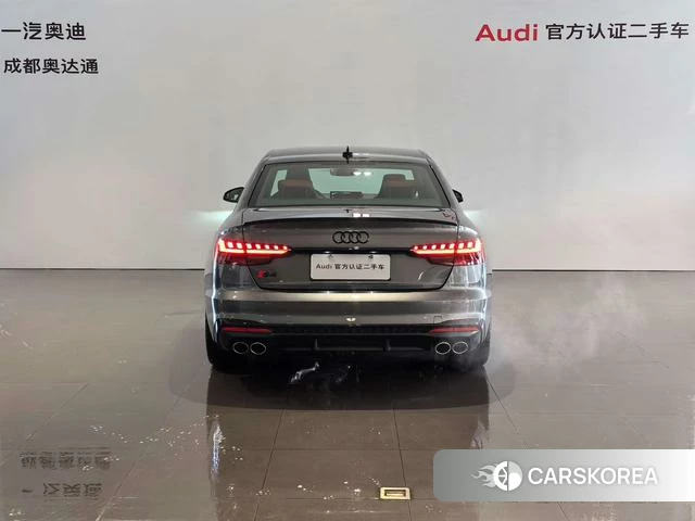 Audi S4 2023 Темно-серый из Китая, фото 3