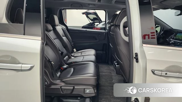 Honda Odyssey 2023 Белый из Кореи, фото 3