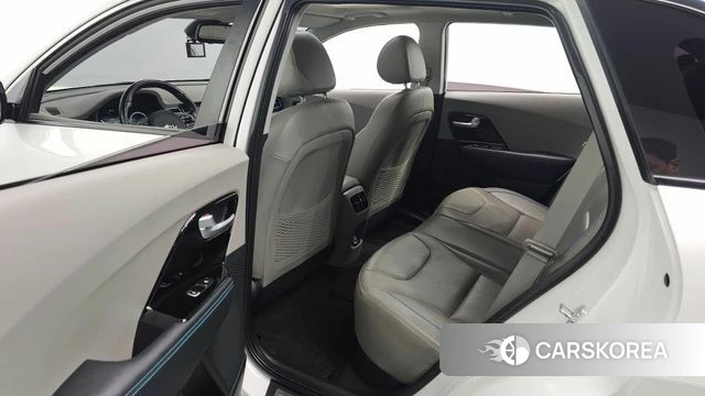 Kia Niro EV 2019 Белый из Кореи, фото 3