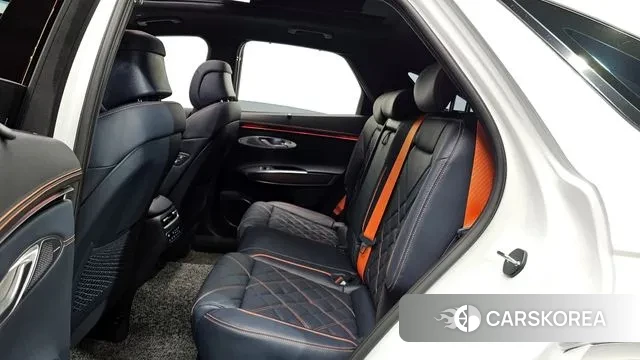 Genesis GV70 2024 Белый из Кореи, фото 3