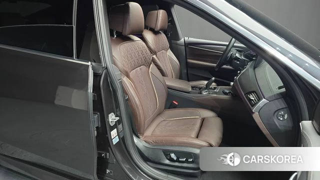 BMW 6 Series GT (G32) 2024 Серый из Кореи, фото 3