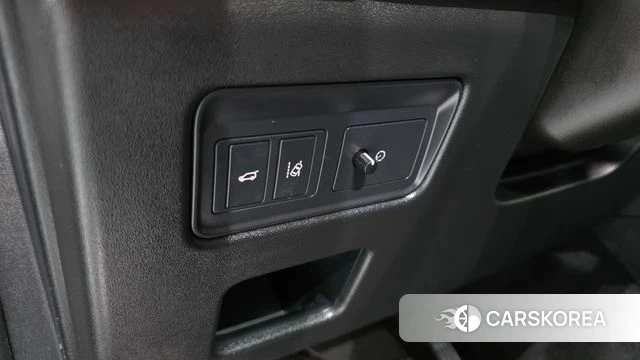 Land Rover Discovery 5 2018 Серый из Кореи, фото 3