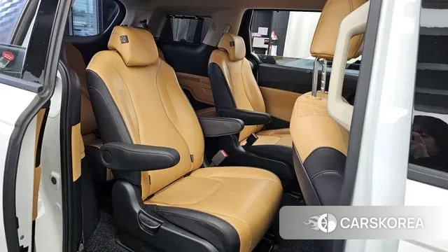 Kia Carnival 4th generation 2023 Белый из Кореи, фото 3