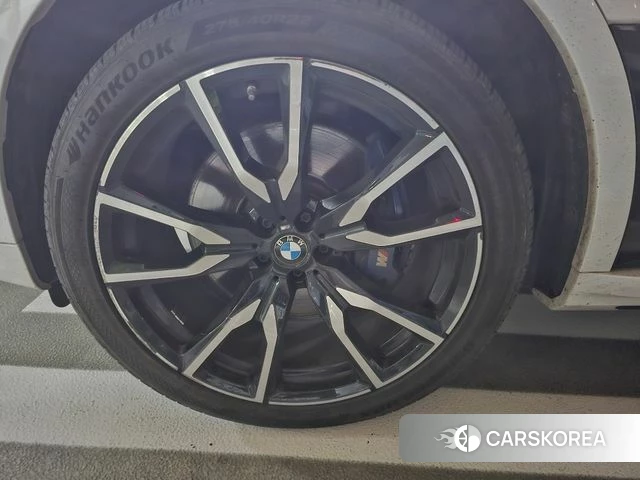 BMW X7 (G07) 2020 Белый из Кореи, фото 3