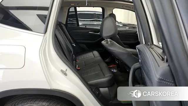 BMW X3 (G01) 2024 Белый из Кореи, фото 3