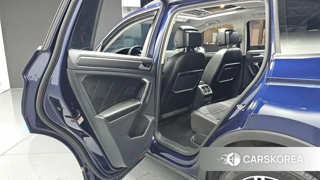 Volkswagen Tiguan second Generation 2018 Синий из Кореи, фото 3