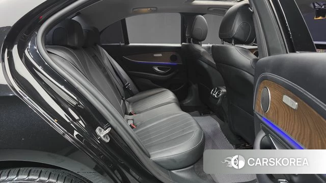 Mercedes-Benz E-Class W213 2019 Черный из Кореи, фото 3