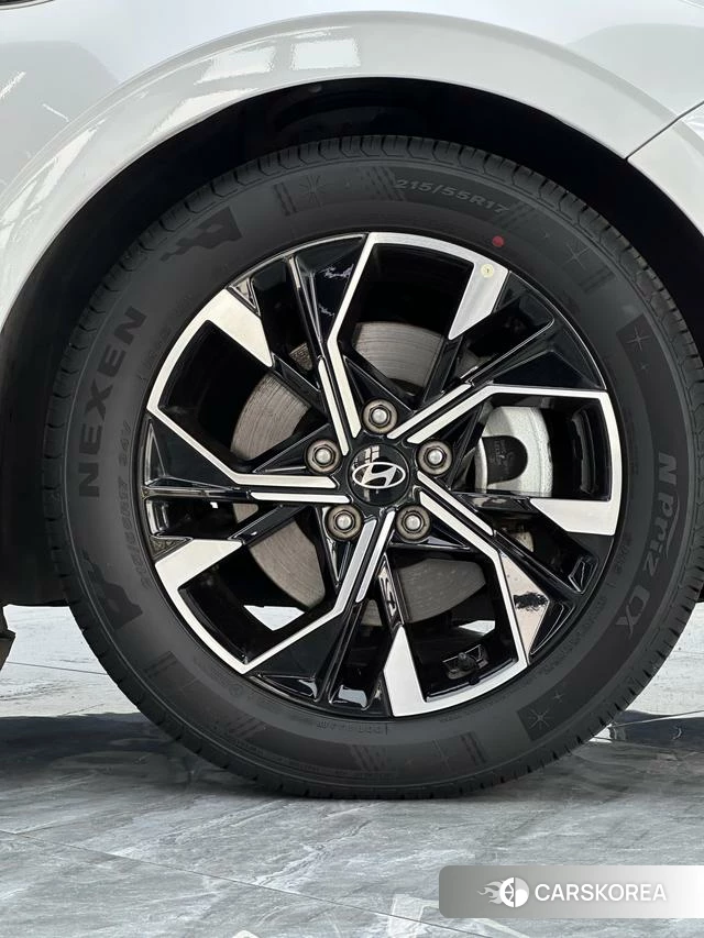 Hyundai Sonata 2024 Белый из Китая, фото 3