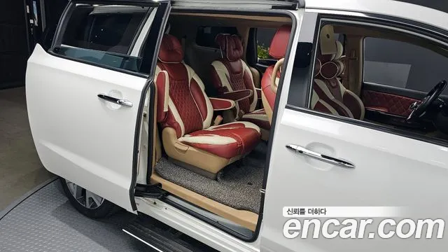 Kia The New Carnival 2018 Белый из Кореи, фото 3