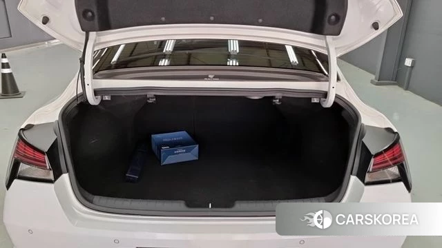 Hyundai Avante (CN7) 2020 Белый из Кореи, фото 3