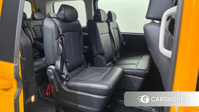 Hyundai Staria 2021 Желтый из Кореи, фото 3