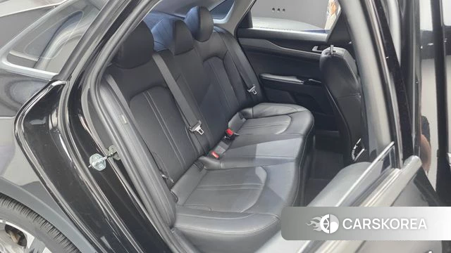 Kia K5 3rd generation 2023 Черный из Кореи, фото 3