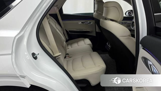 Genesis GV70 2024 Белый из Кореи, фото 3
