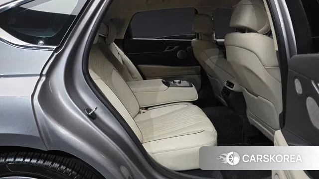 Genesis G80 (RG3) 2023 Серебряный из Кореи, фото 3