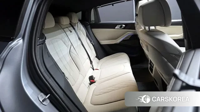 BMW X6 (G06) 2025 Серебристо-серый из Кореи, фото 3