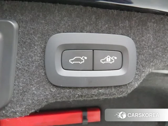 Volvo S90 2024 Черный из Кореи, фото 3