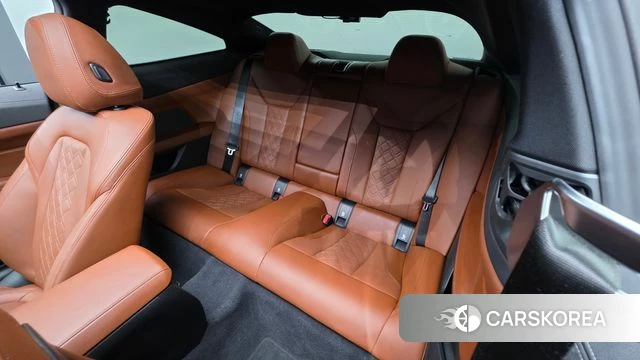 BMW 4 Series (G22) 2023 Белый из Кореи, фото 3
