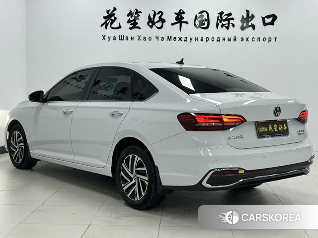 Volkswagen Lavida 2022 Белый из Китая, фото 3