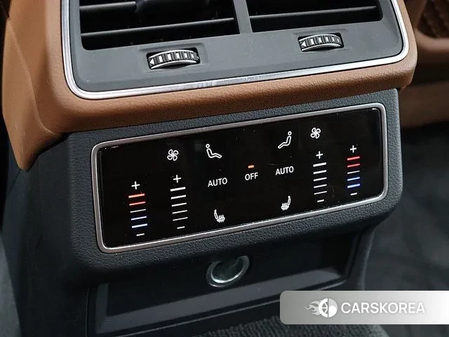 Audi A6 (C8) 2021 Черный из Кореи, фото 3