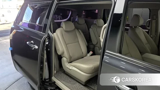 Kia The New Carnival 2019 Серый из Кореи, фото 3