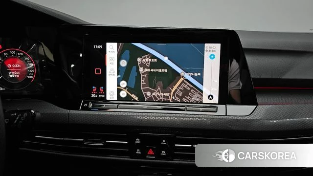 Volkswagen Golf 8th Generation 2024 Черный из Кореи, фото 3