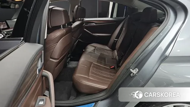 BMW 5 Series (G30) 2019 Серый из Кореи, фото 3