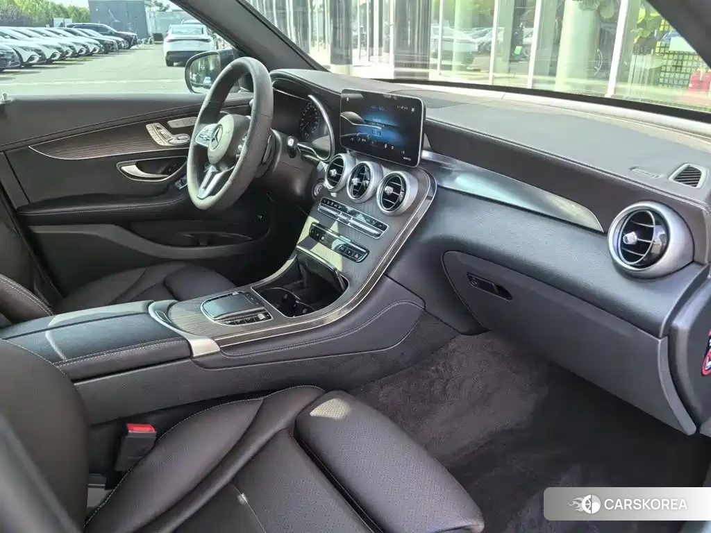 Mercedes-Benz GLC 2021 Черный из Китая, фото 3