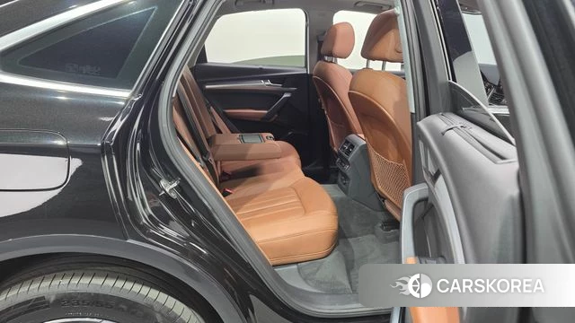 Audi Q5 (FY) 2023 Черный из Кореи, фото 3